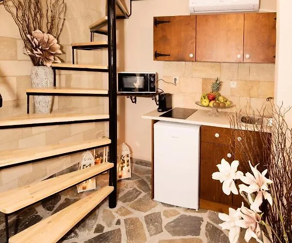 Athina House 펜션 *